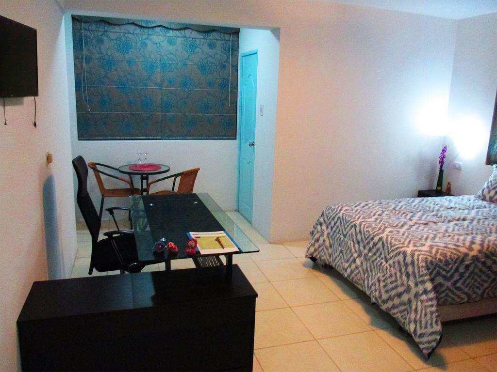 Magicperu Apart Hotel Trujillo Ruang foto