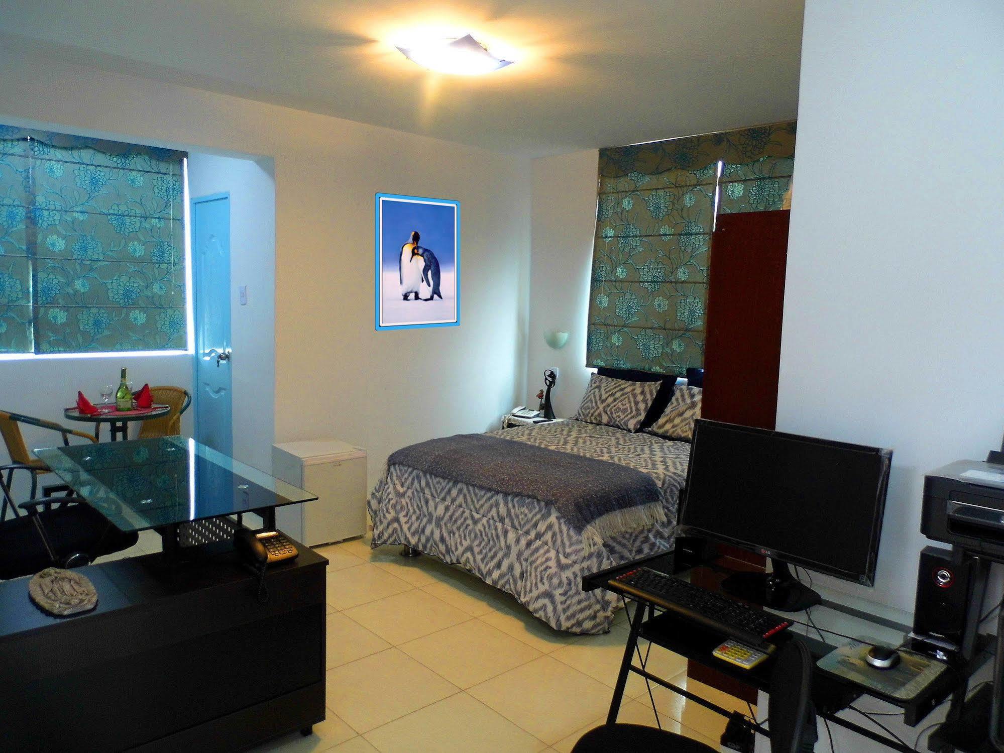 Magicperu Apart Hotel Trujillo Bagian luar foto